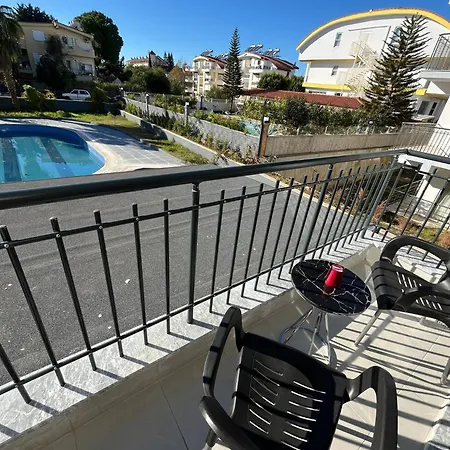 By Lotus - Comfortable Luxury With Pool Apartment *