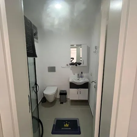 Apartment By Lotus - Comfortable Luxury With Pool